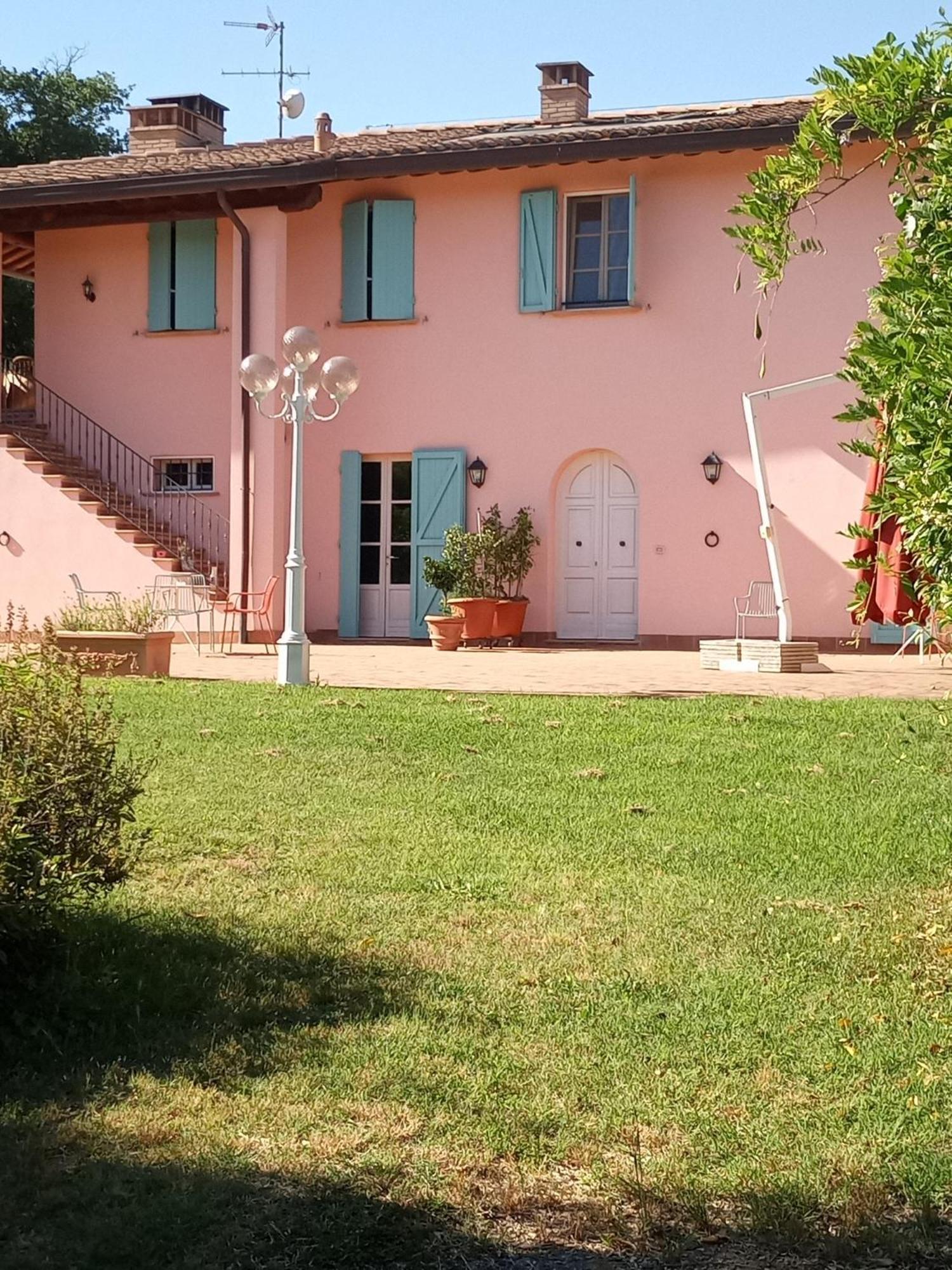 Апартаменты Az.Agricola Agriturismo La Locanda Di Lann Фучеккьо Экстерьер фото
